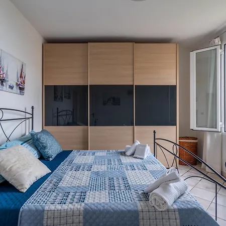 Breathtaking View In Historic Apartamento San Remo